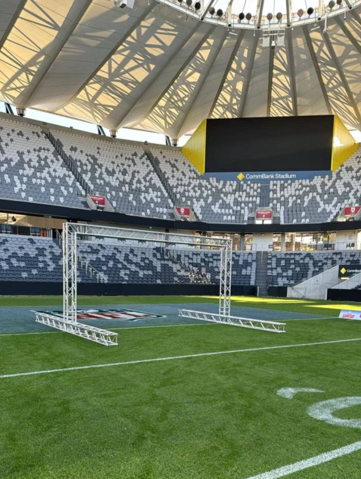 Hire - Box Truss Arch 3 - 6 mtrs -Wide