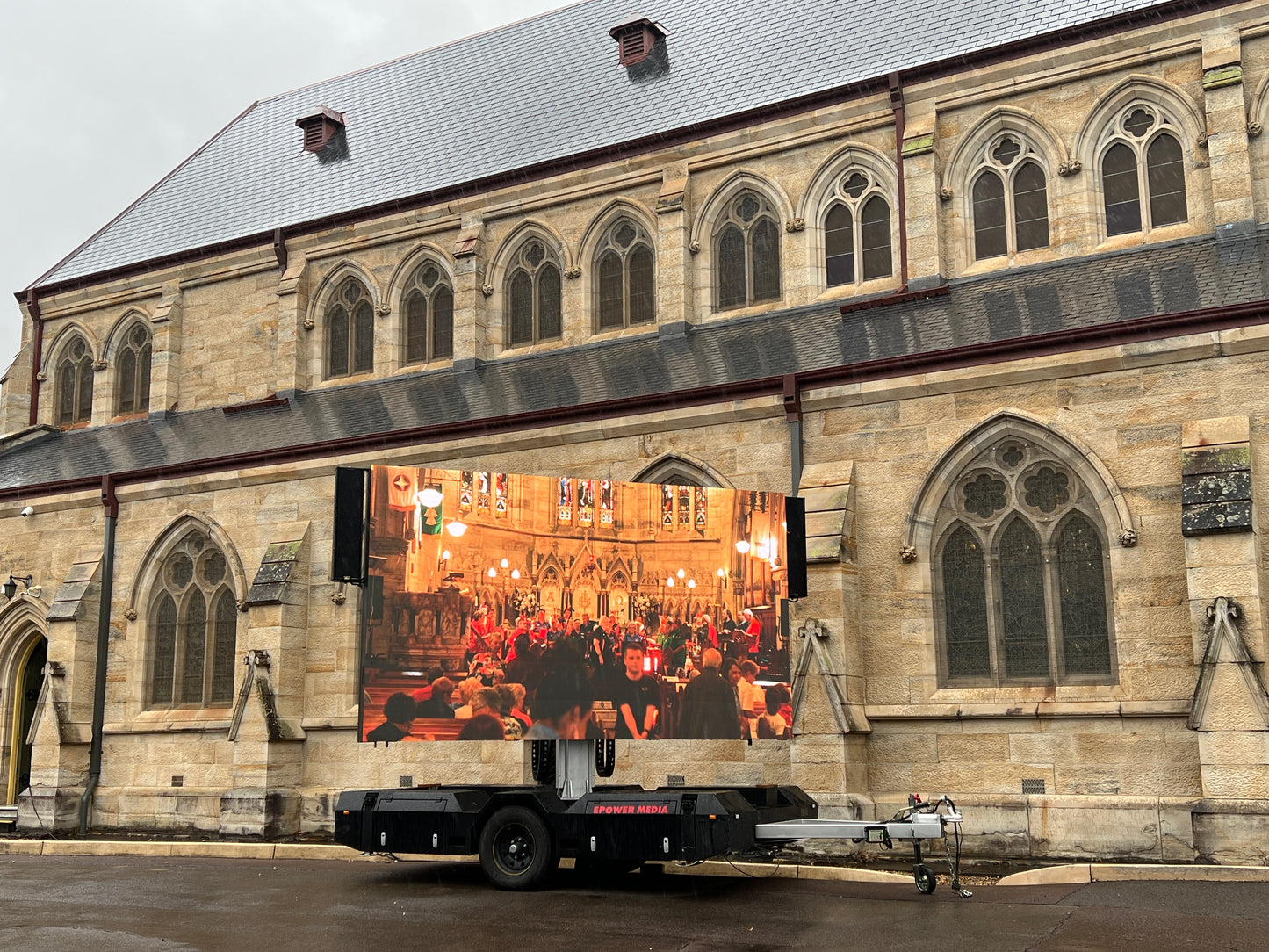 Hire - Outdoor LED Screen Trailer 6m x 3.5m