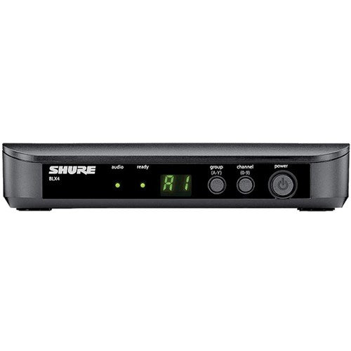 Shure BLX24 / SM58 Handheld Wireless System M17