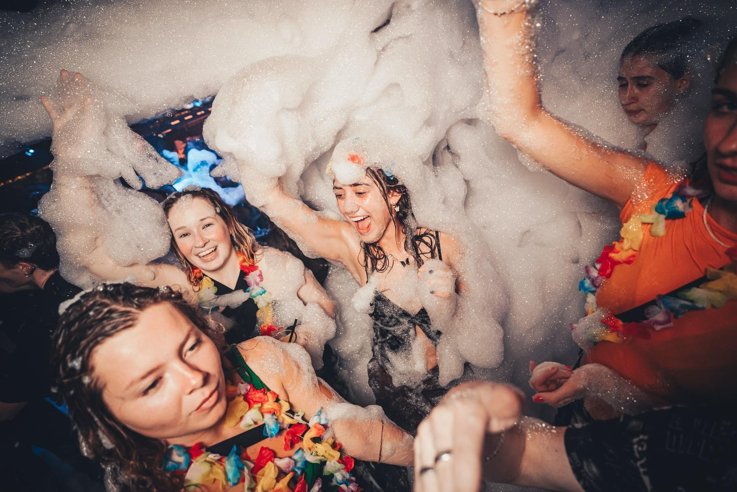 Foam Party includes Operator